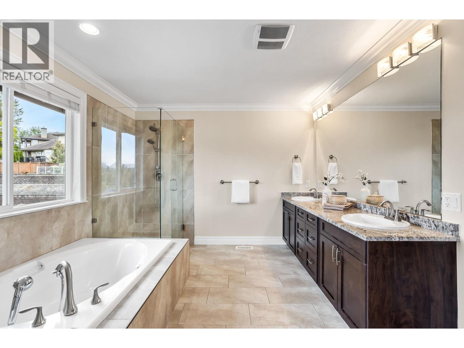 10680 239 Street, Maple Ridge, British Columbia  V2W 0B3 - Photo 16 - R3163153