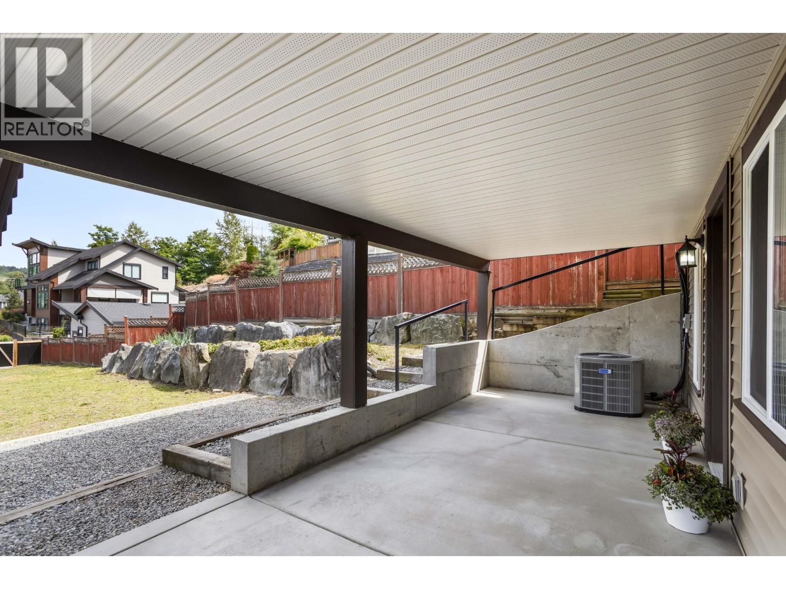 10680 239 Street, Maple Ridge, British Columbia  V2W 0B3 - Photo 30 - R3163153
