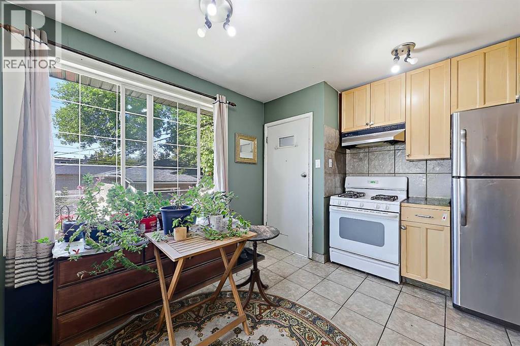 3 Creston Crescent Nw, Calgary, Alberta  T2M 4J9 - Photo 13 - A2342846