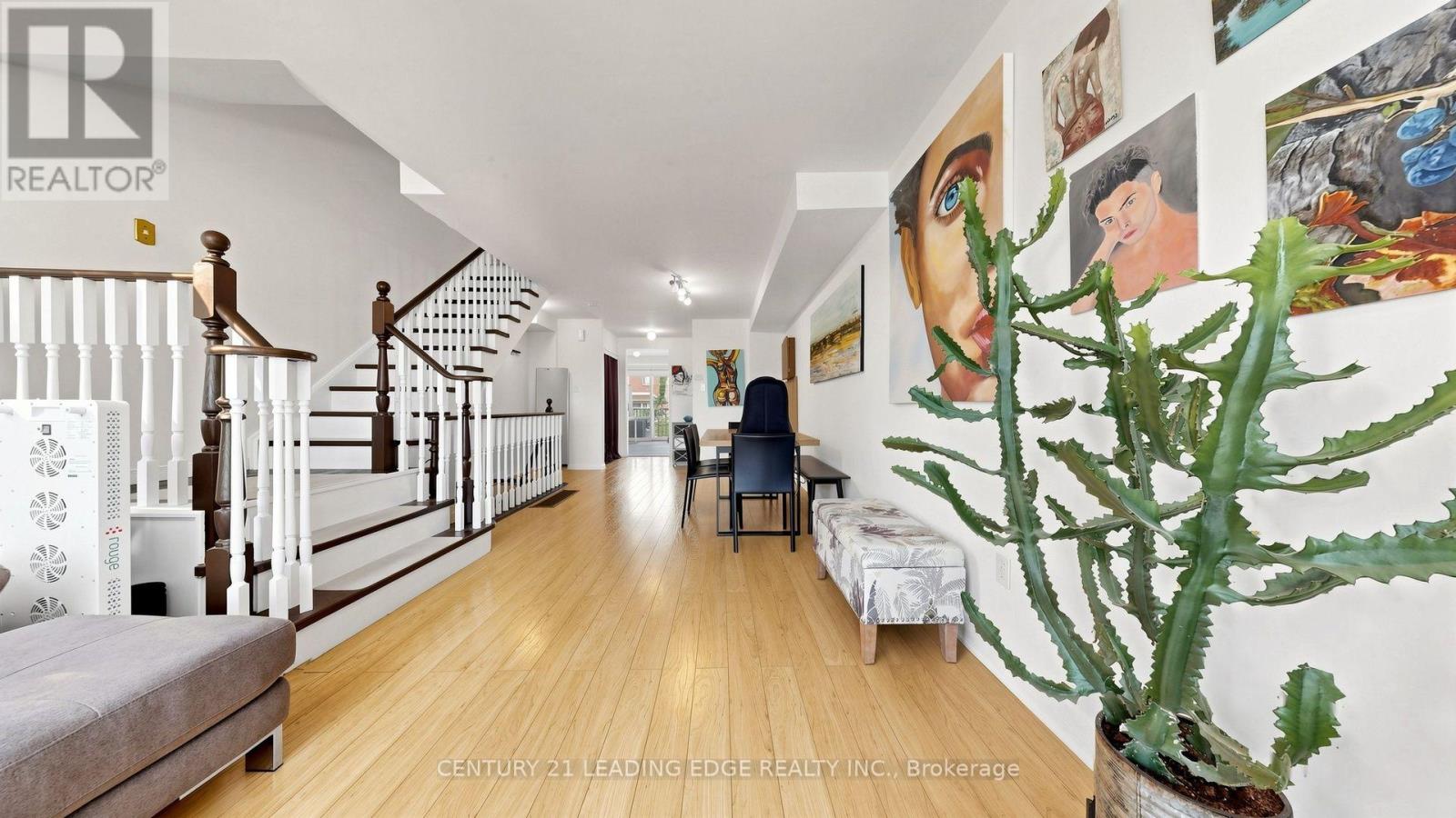 152 Bartley Drive, Toronto, Ontario  M4A 1C5 - Photo 11 - C13772002