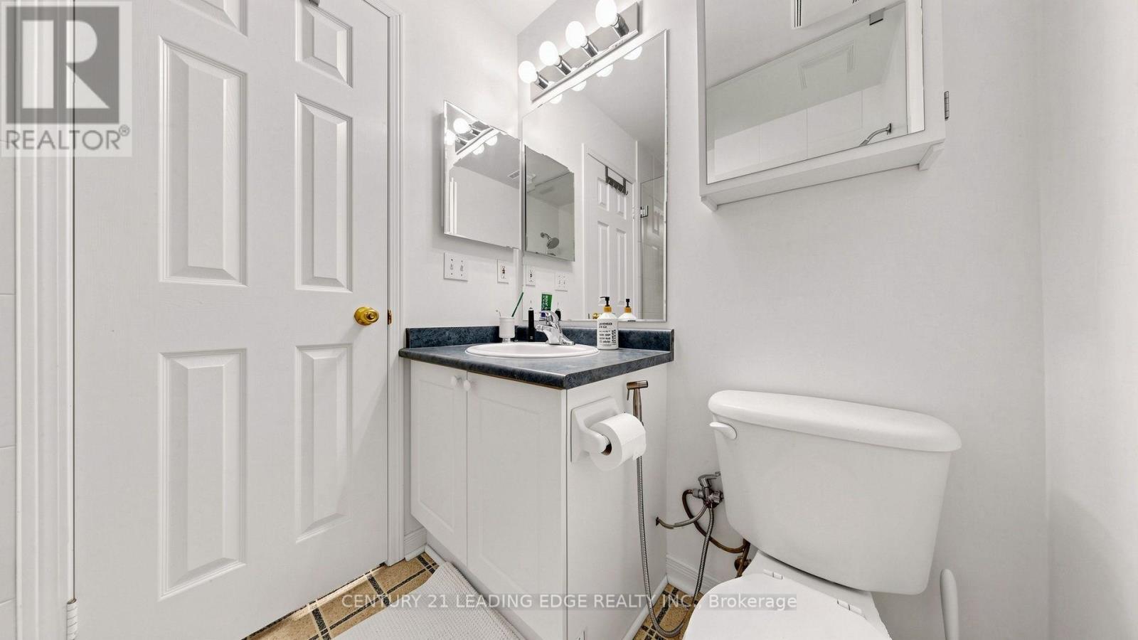 152 Bartley Drive, Toronto, Ontario  M4A 1C5 - Photo 34 - C13772002