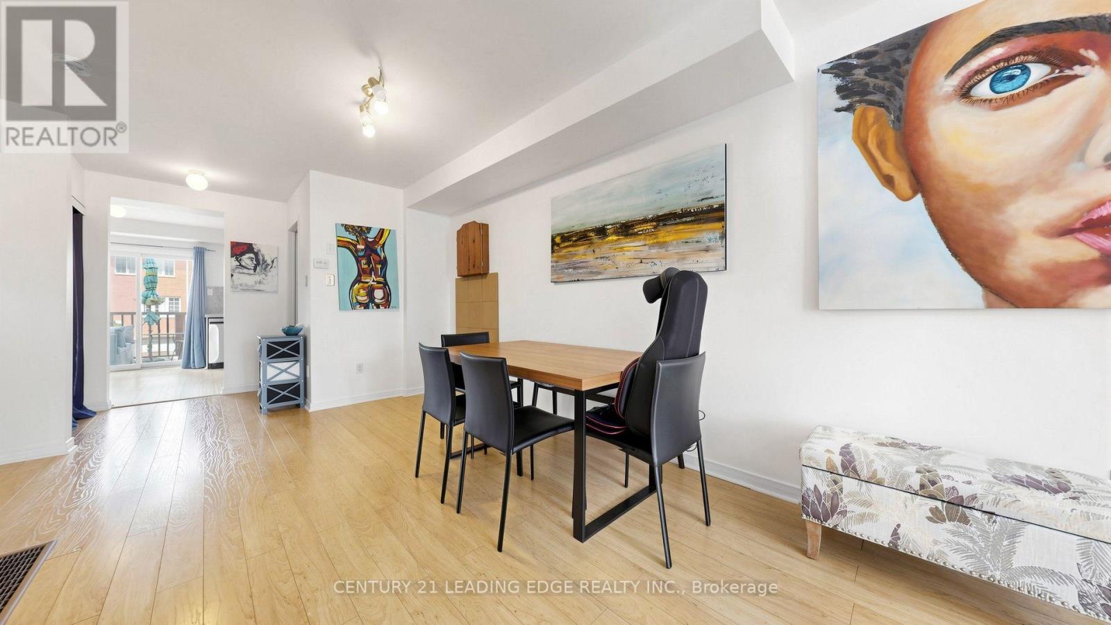 152 Bartley Drive, Toronto, Ontario  M4A 1C5 - Photo 8 - C13772002
