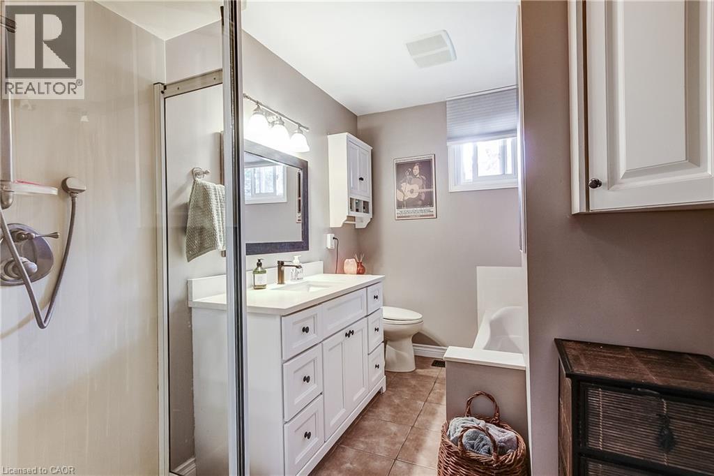 2426 Lambeth Avenue, Burlington, Ontario L7P 3G2 - Photo 21 - 40862105
