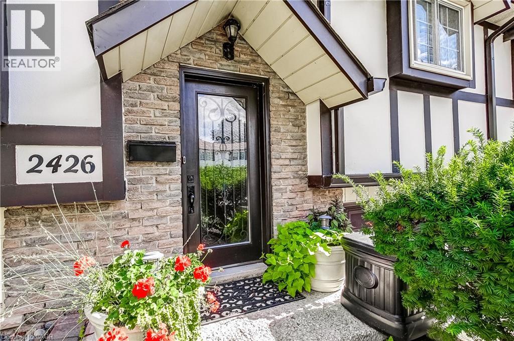 2426 Lambeth Avenue, Burlington, Ontario L7P 3G2 - Photo 6 - 40862105
