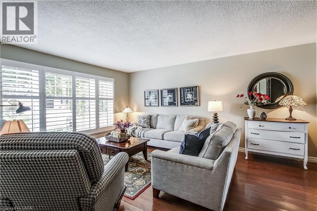2426 Lambeth Avenue, Burlington, Ontario L7P 3G2 - Photo 9 - 40862105