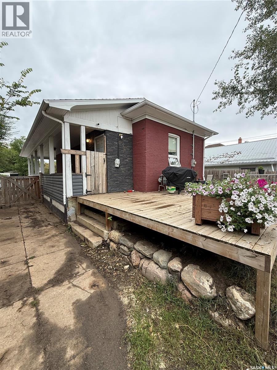 1452 99th Street, North Battleford, Saskatchewan  S9A 0R1 - Photo 18 - SK048225