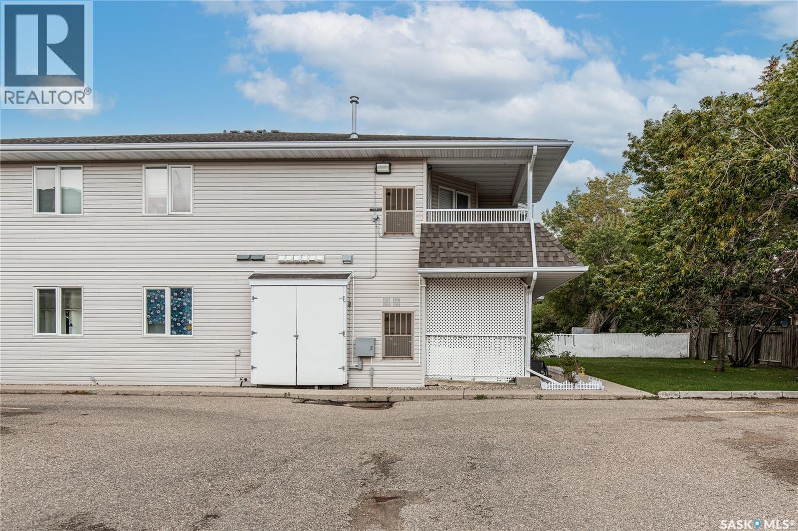 3133 Truesdale Drive, Regina, Saskatchewan  S4V 2P6 - Photo 7 - SK048080