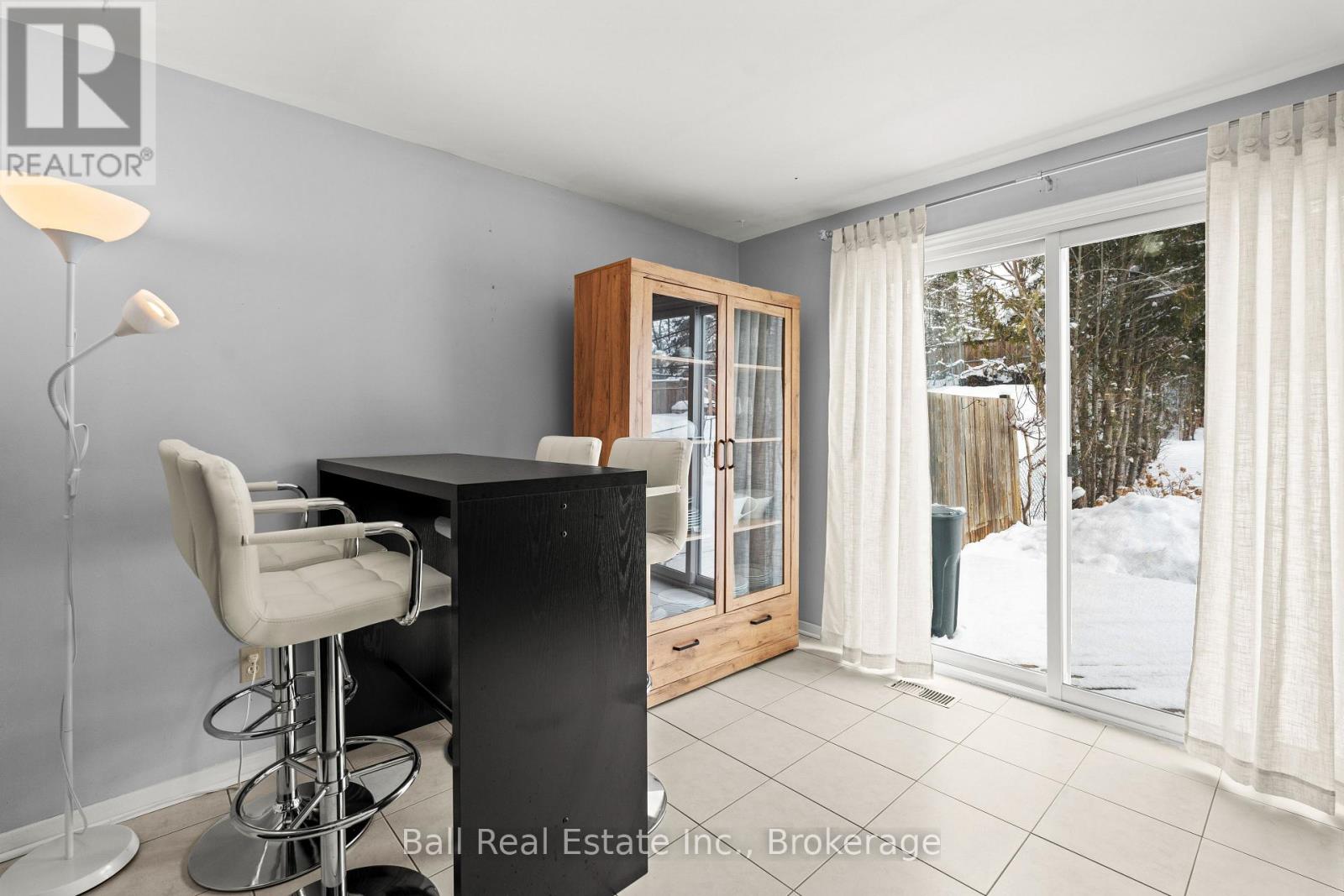 2048 Walker Avenue, Peterborough, Ontario  K9L 1S1 - Photo 12 - X13772428