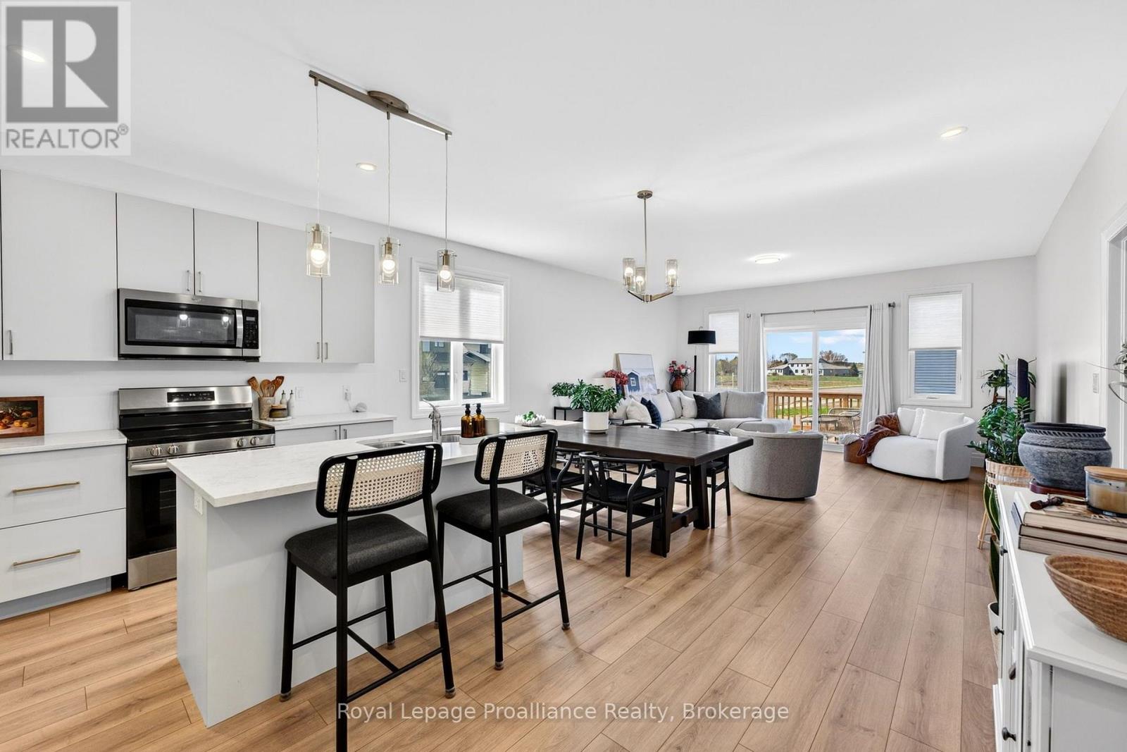7 Griffin Street, Prince Edward County, Ontario  K0K 2T0 - Photo 10 - X13772526