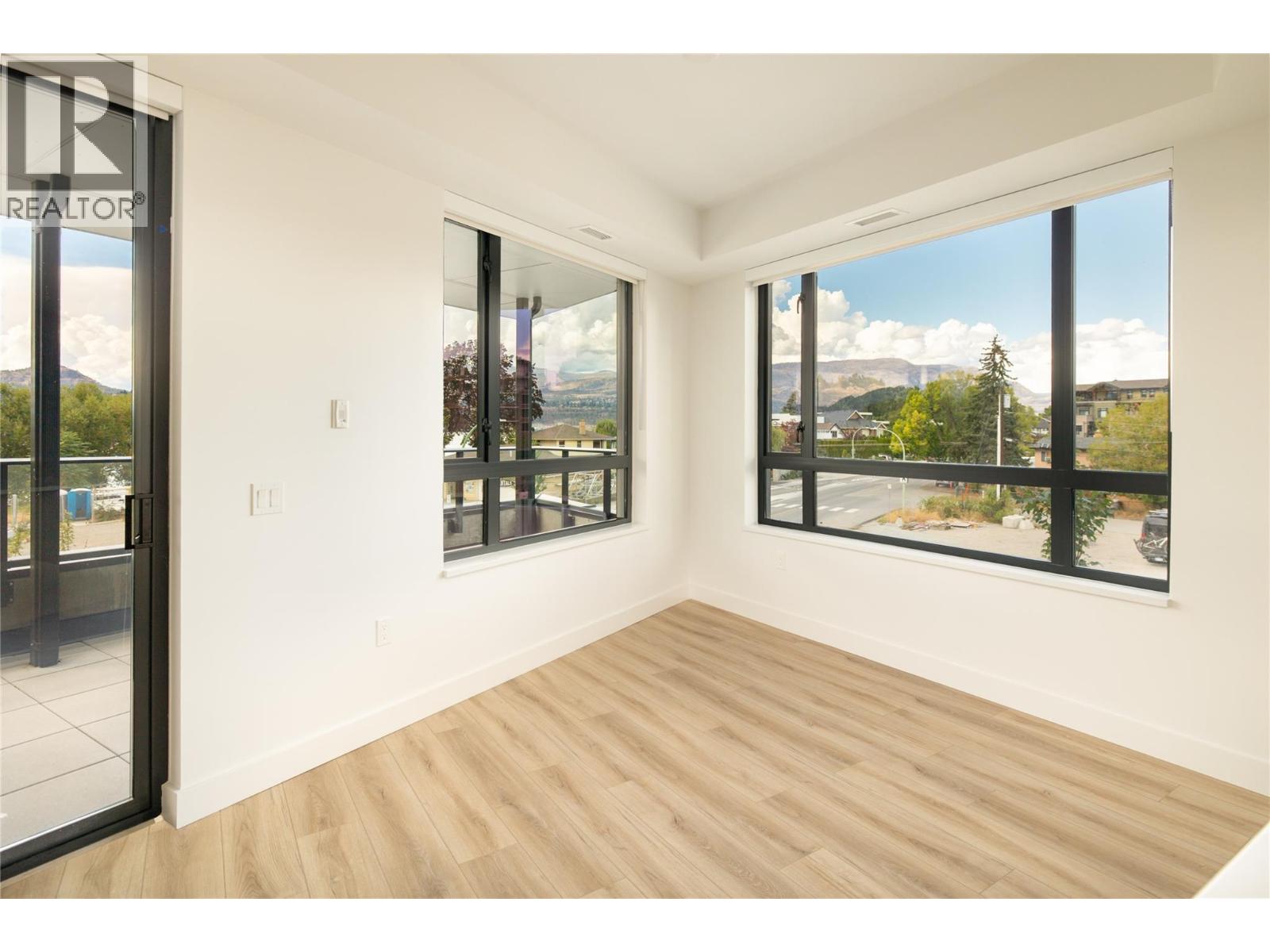 3051 Abbott Street Unit# 216 Kelowna Photo 16