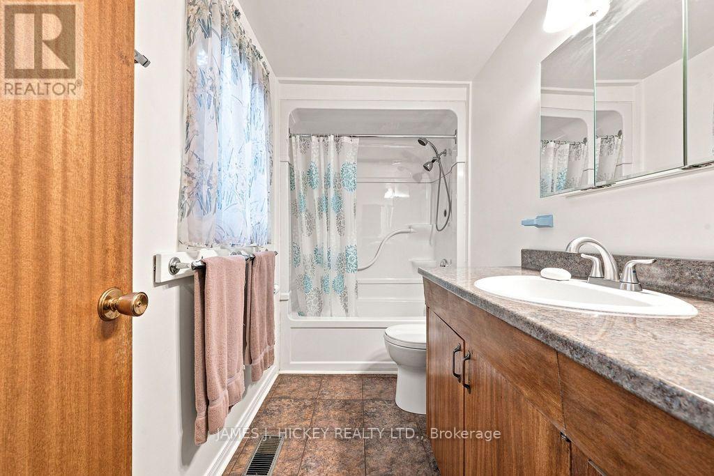 246 Thomas Street, Deep River, Ontario  K0J 1P0 - Photo 18 - X13772588