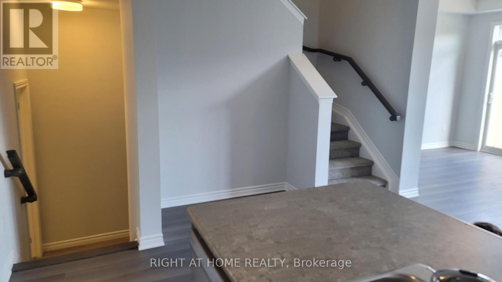 219 Darjeeling Avenue, Ottawa, Ontario  K2J 7C8 - Photo 11 - X13772278