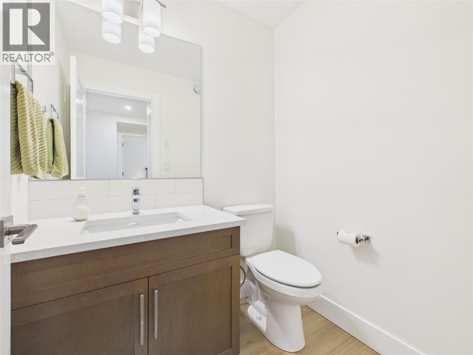 128 Purcell Place, Cranbrook, British Columbia  V1C 0C6 - Photo 4 - 10400444