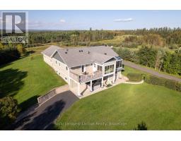 401 BARRIE DRIVE, Oliver Paipoonge, Ontario
