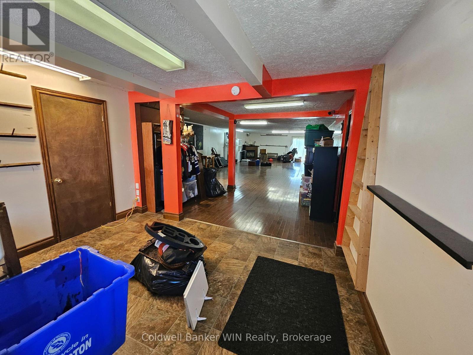 17 Arthur Street E, Minto, Ontario  N0G 1Z0 - Photo 5 - X13526322