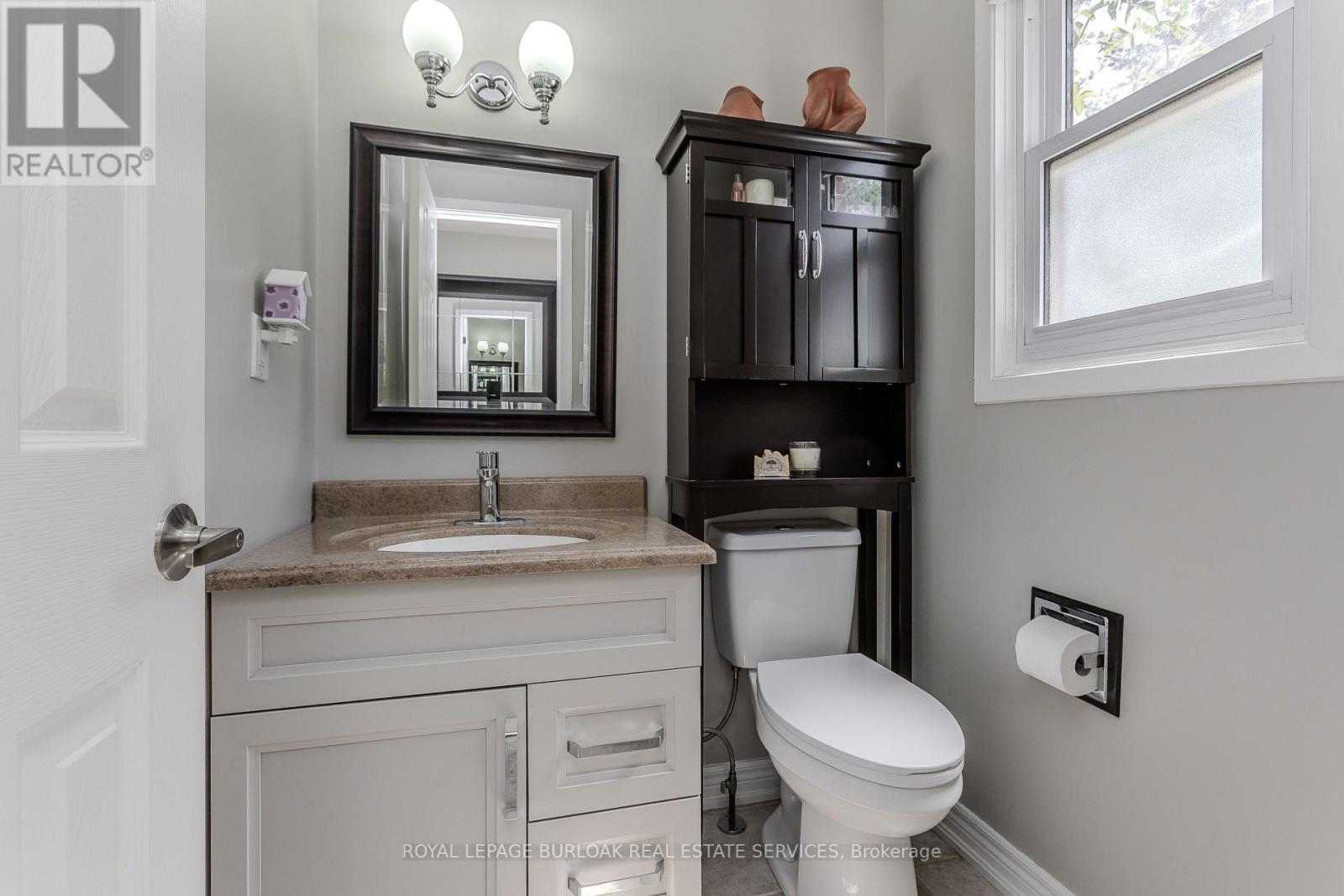 9 - 5411 Lakeshore Road, Burlington, Ontario  L7L 1E1 - Photo 14 - W13566564