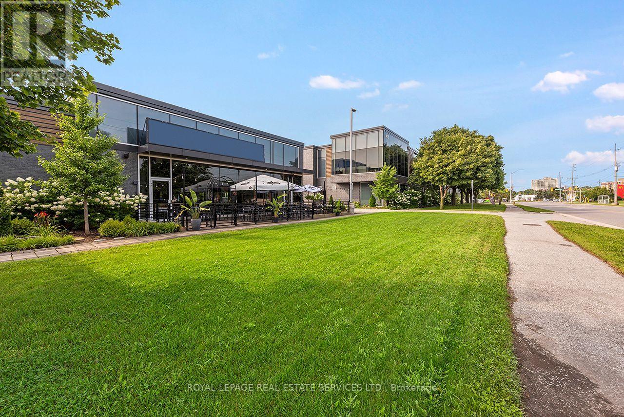 1b - 430 Iroquois Shore Road, Oakville, Ontario L6H 0X7 - Photo 12 - W13675096