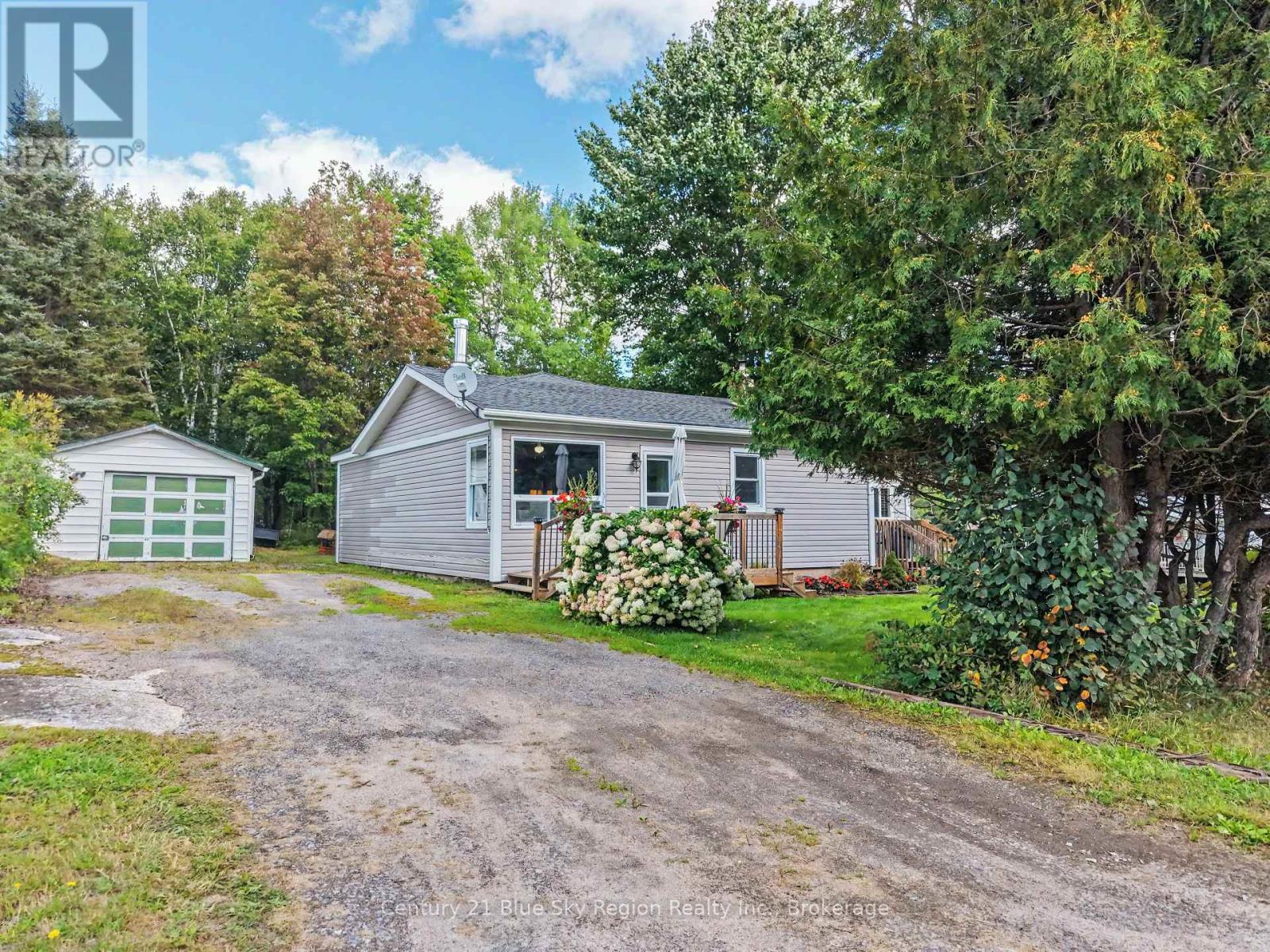 586 Derland Road, East Ferris, Ontario  P1B 8Z4 - Photo 2 - X13772452