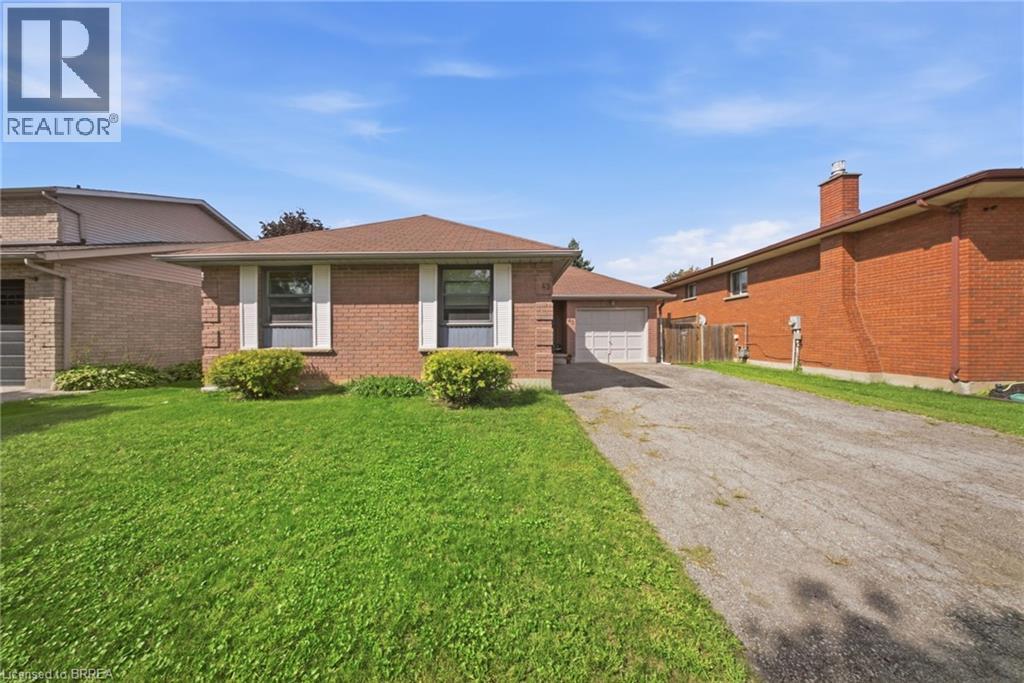 43 Ruffian Road, Brantford, Ontario  N3P 1R5 - Photo 2 - 40859708