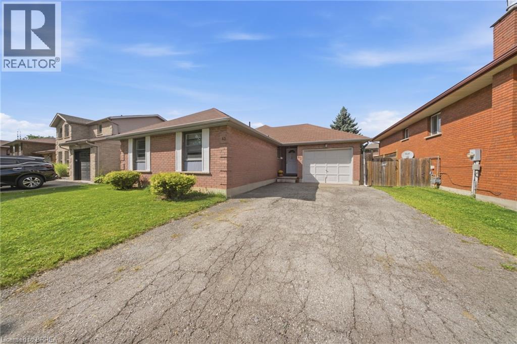 43 Ruffian Road, Brantford, Ontario  N3P 1R5 - Photo 1 - 40859708