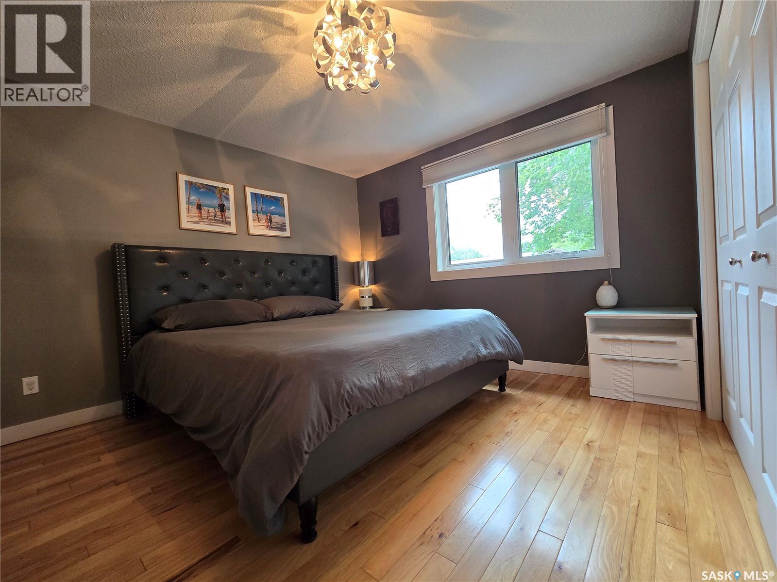 1205 Douglas Road, Weyburn, Saskatchewan  S4H 2P9 - Photo 23 - SK047176