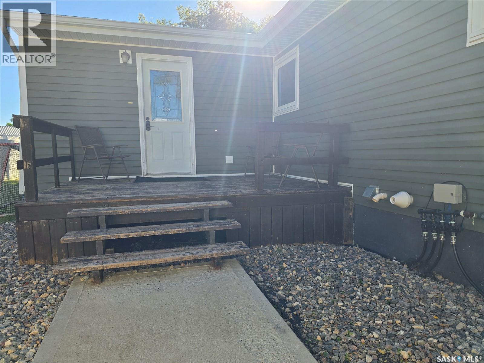 1205 Douglas Road, Weyburn, Saskatchewan  S4H 2P9 - Photo 40 - SK047176
