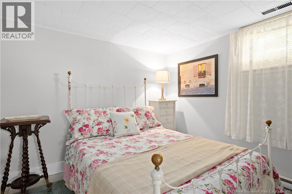 2545 Acadie Road photo 46