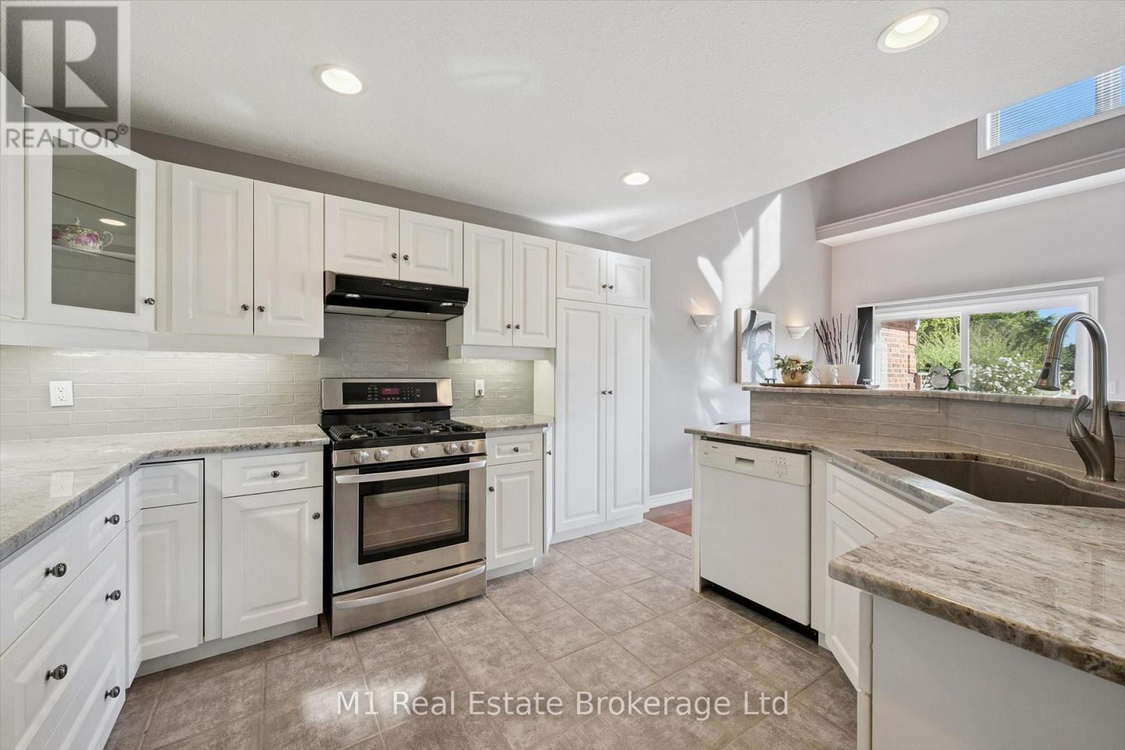 105 Riverwalk Place, Guelph/eramosa, Ontario  N0B 2K0 - Photo 14 - X13772376