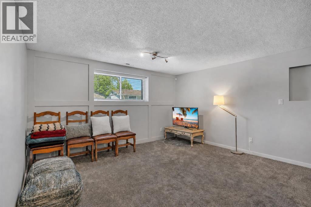 12 Oakvale Place Sw, Calgary, Alberta  T2V 1H4 - Photo 32 - A2337271