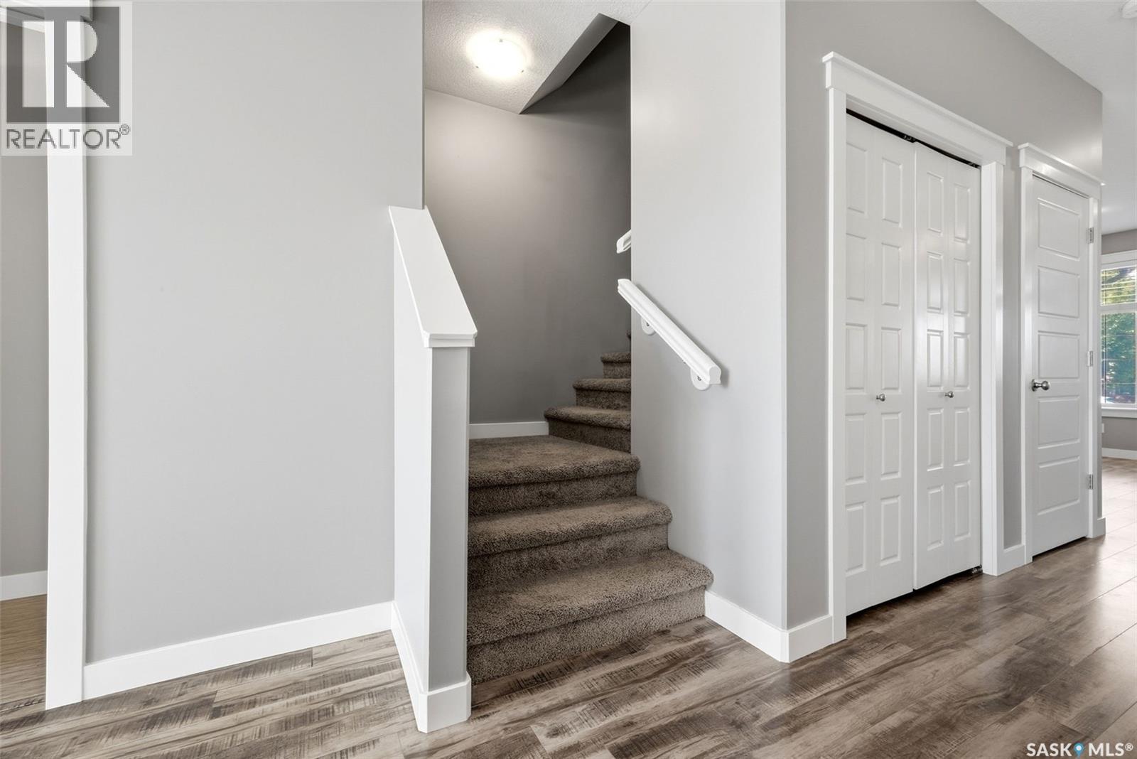 4309 James Hill Road, Regina, Saskatchewan  S4W 0L4 - Photo 12 - SK048236