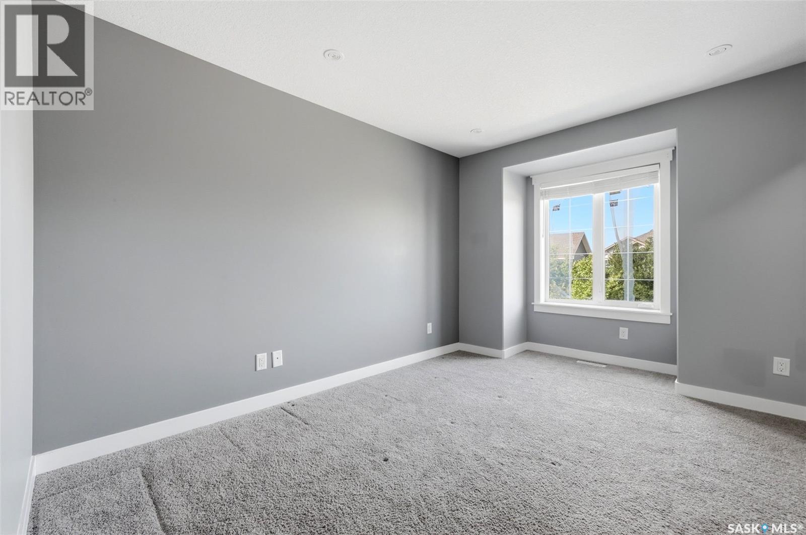 4309 James Hill Road, Regina, Saskatchewan  S4W 0L4 - Photo 13 - SK048236