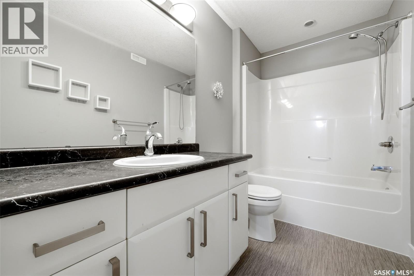 4309 James Hill Road, Regina, Saskatchewan  S4W 0L4 - Photo 16 - SK048236