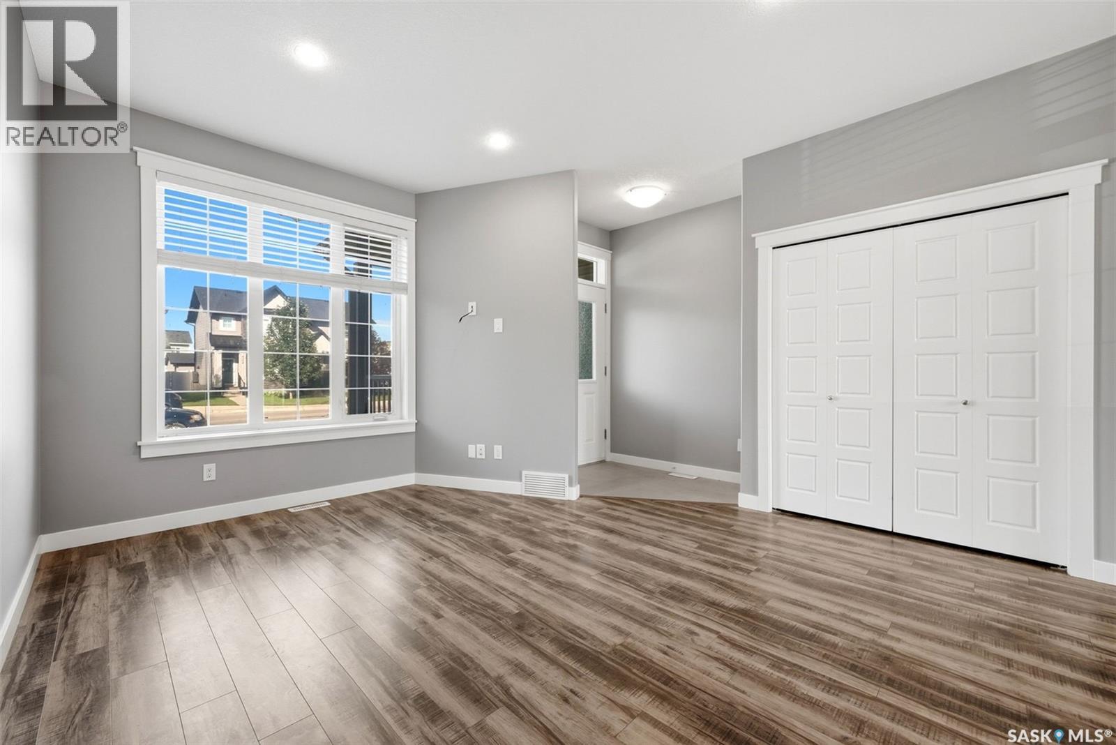 4309 James Hill Road, Regina, Saskatchewan  S4W 0L4 - Photo 4 - SK048236