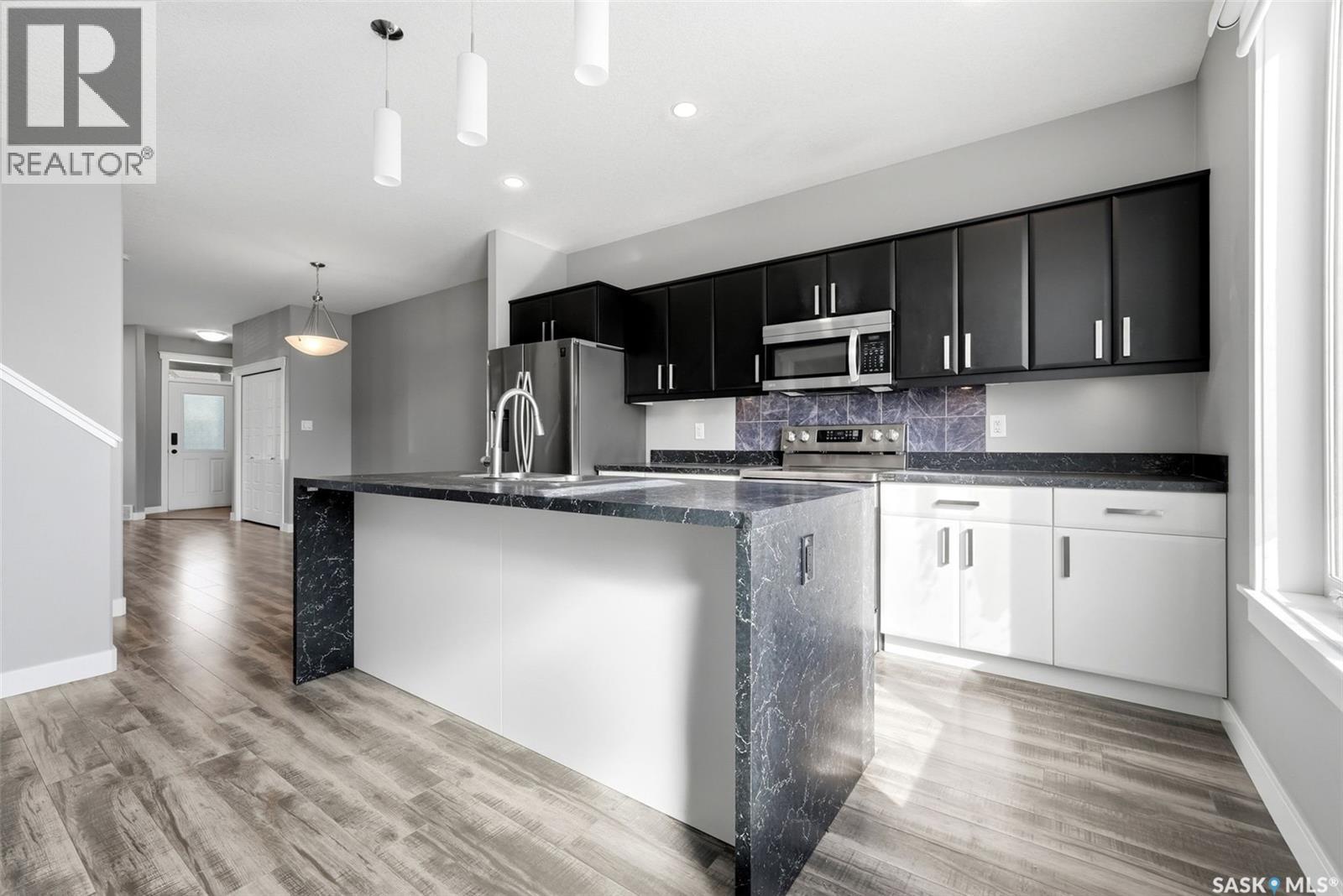 4309 James Hill Road, Regina, Saskatchewan  S4W 0L4 - Photo 6 - SK048236
