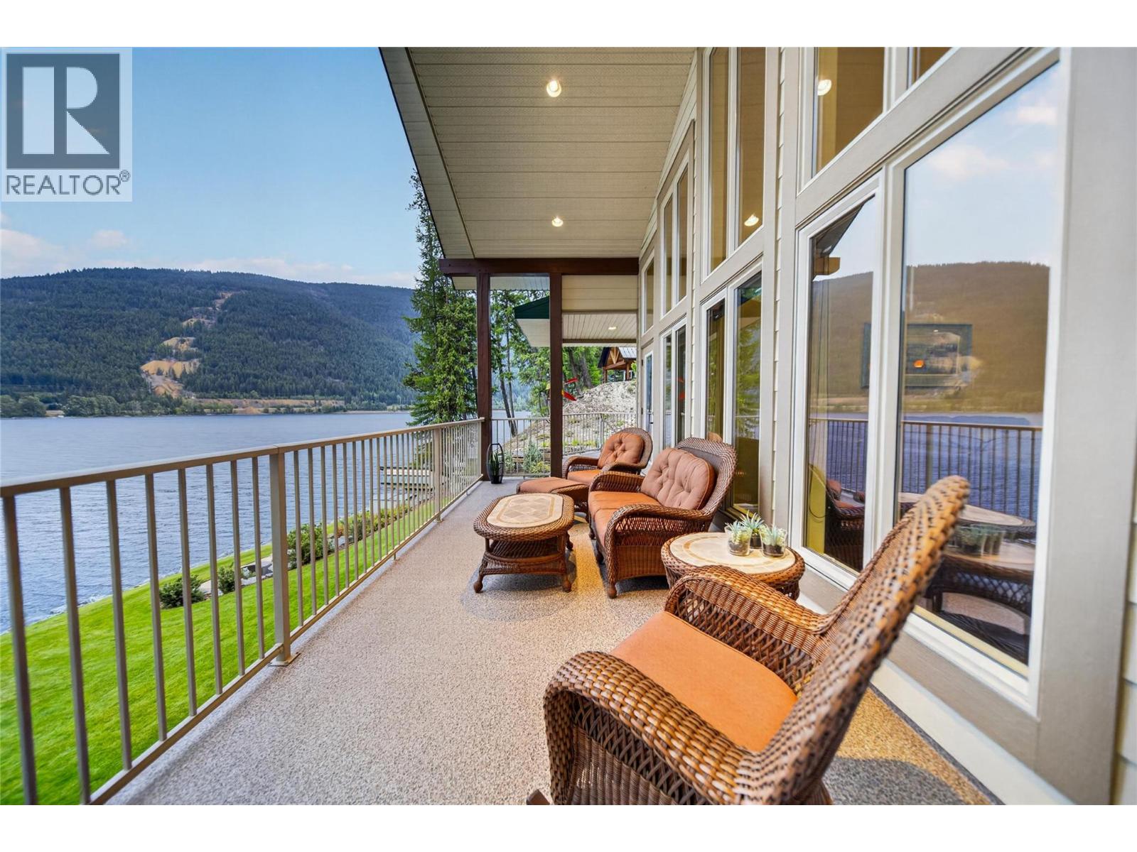 9370 Moyie Shores Estates Road, Moyie, British Columbia V0B 2A0 - Photo 21 - 10400337