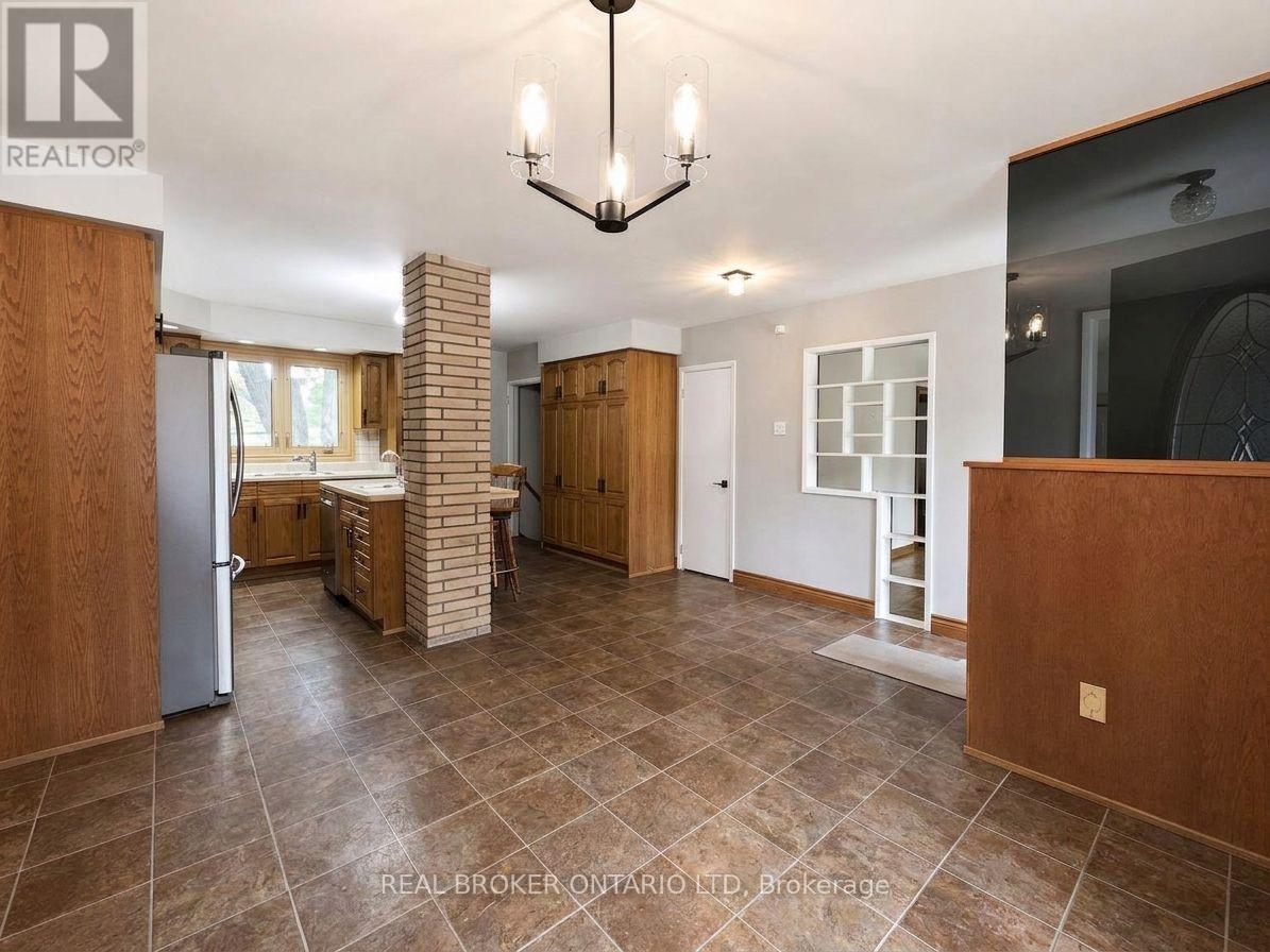 1863 Herbert Avenue, London East, Ontario  N5V 2C6 - Photo 5 - X13132302