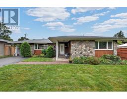 936 PARKHURST BOULEVARD, Ottawa, Ontario