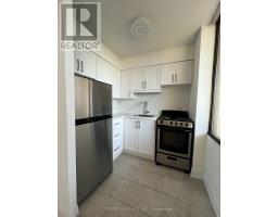 906 - 720 SPADINA AVENUE, Toronto, Ontario
