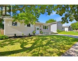 2120 CAVENDISH Drive, Burlington, Ontario