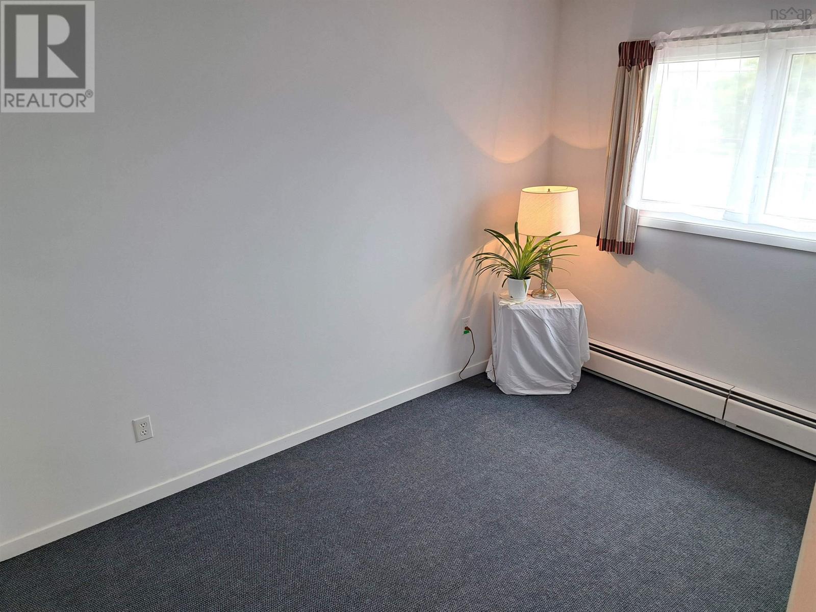 3 Robertson Crescent photo 22