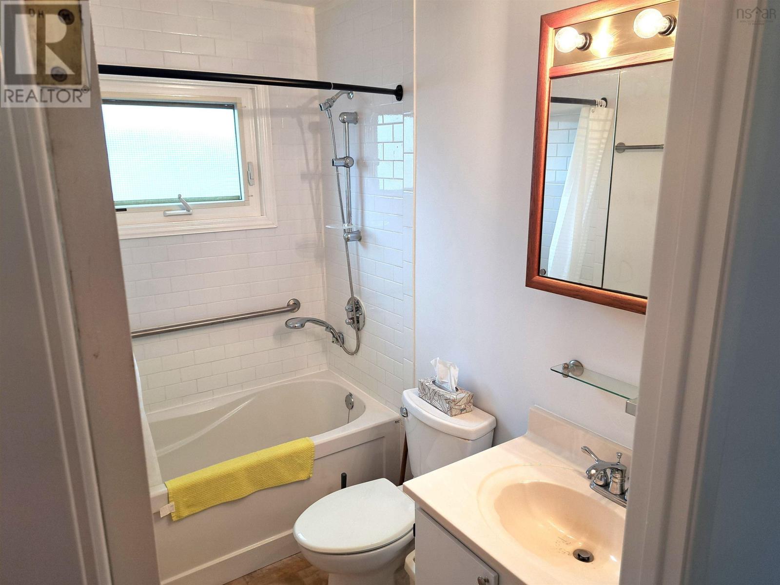 3 Robertson Crescent photo 26