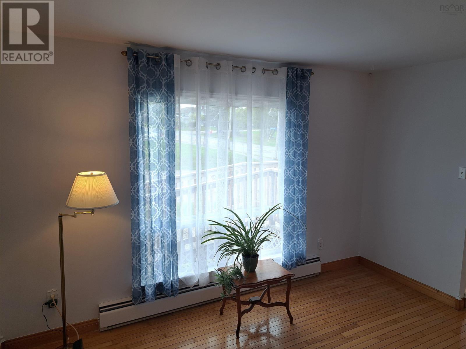 3 Robertson Crescent photo 10
