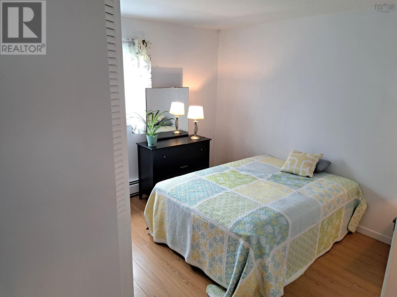 3 Robertson Crescent photo 18