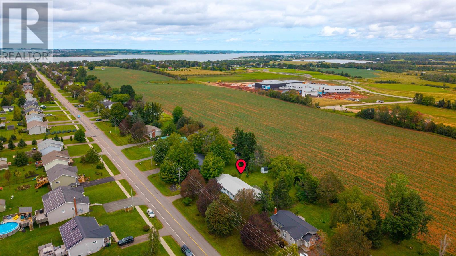 199 Mason Road, Stratford, Prince Edward Island  C1B 2G3 - Photo 2 - 202623047