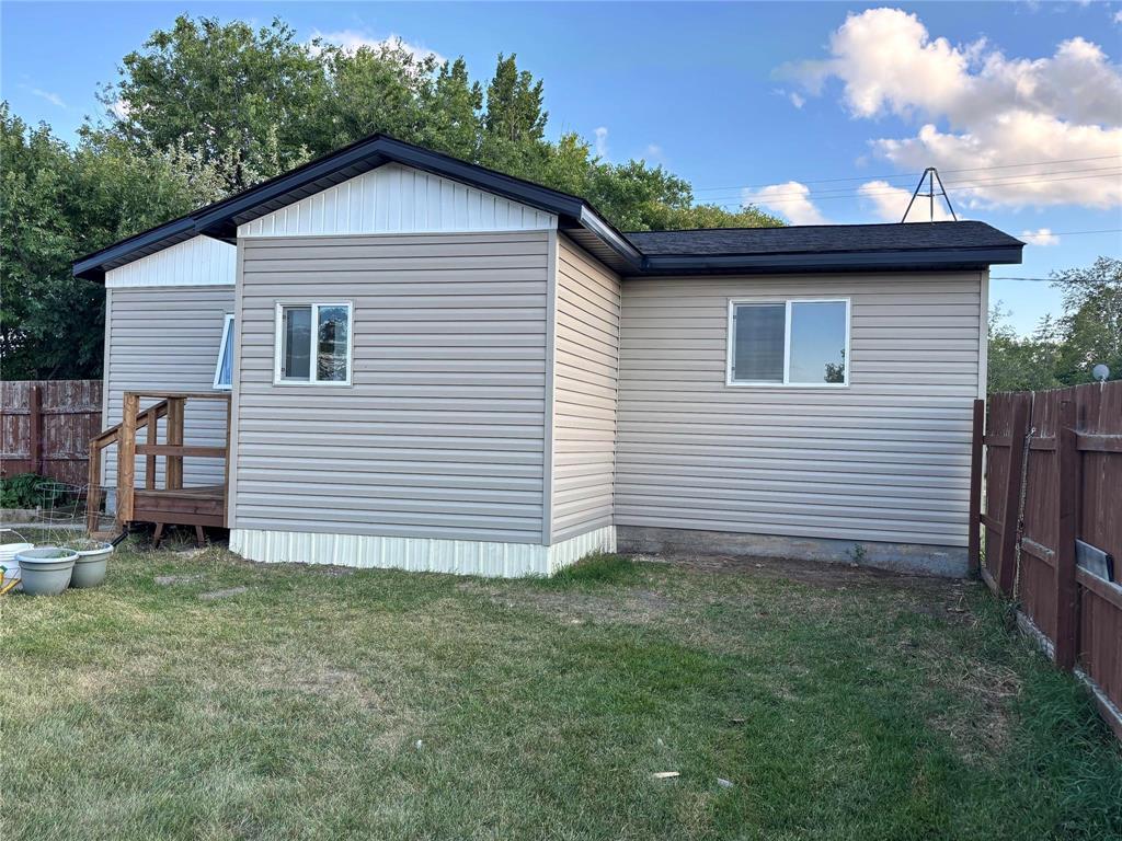 44151 Oakwood Road, Ste Anne Rm, Manitoba  R5H 1R2 - Photo 6 - 202604064