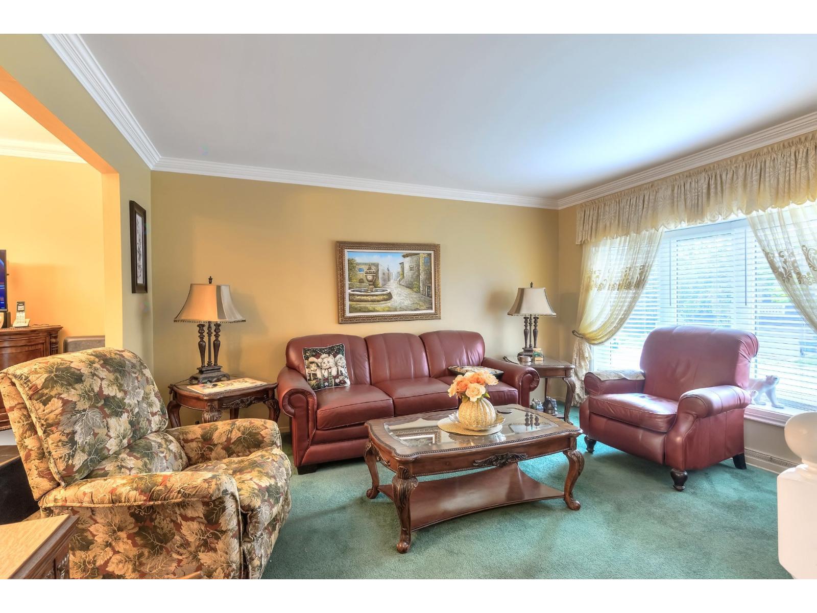 774 Rue Antle Longueuil (Greenfield Park) Quebec Canada J4V3G7 5