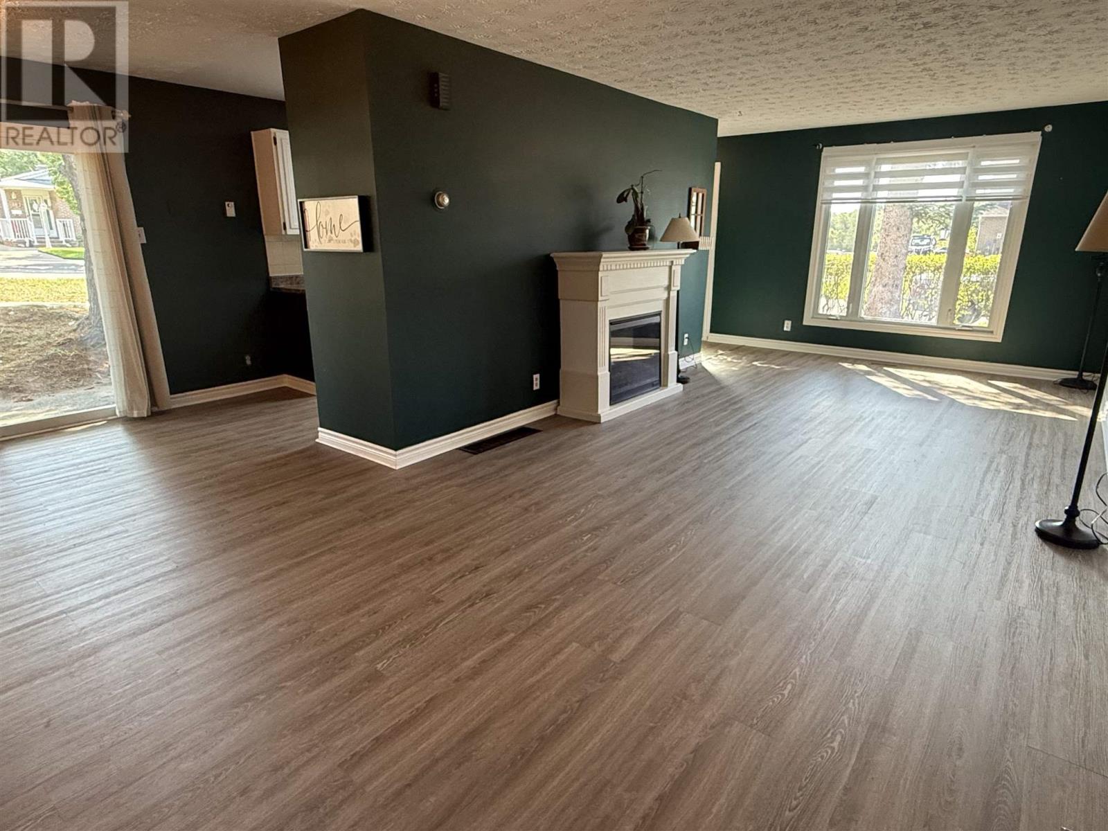 2 Farrell Cres, Elliot Lake, Ontario  P5A 3N6 - Photo 12 - SM262514