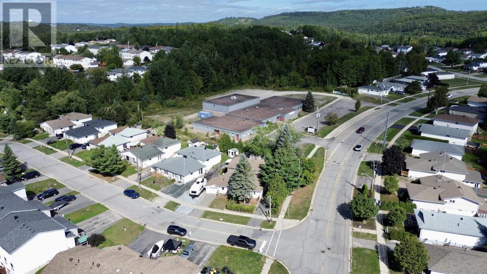 2 Farrell Cres, Elliot Lake, Ontario  P5A 3N6 - Photo 36 - SM262514