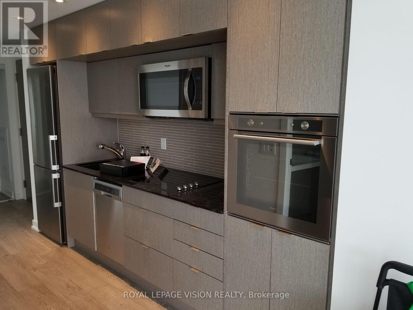 1411 - 10 York Street, Toronto, Ontario  M5J 0E1 - Photo 2 - C13773064