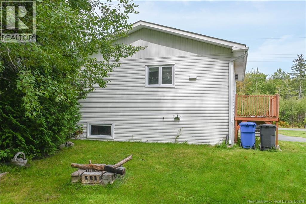 962 Faudel Street, Tracadie, New Brunswick  E1X 1C1 - Photo 6 - NB147652